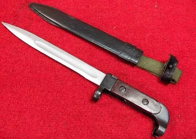 Солдатский штык. Румынский штык нож 1941 1945. Винтовка со штыком. Штык нож buckmaster 184. Солдатский штык.