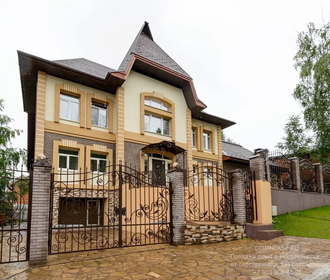 Новосиб дом. Самые красивые коттеджи новосибирска. Технопарк академгородок новосибирск зима. Новосиб дом. Коттедж в лесу.