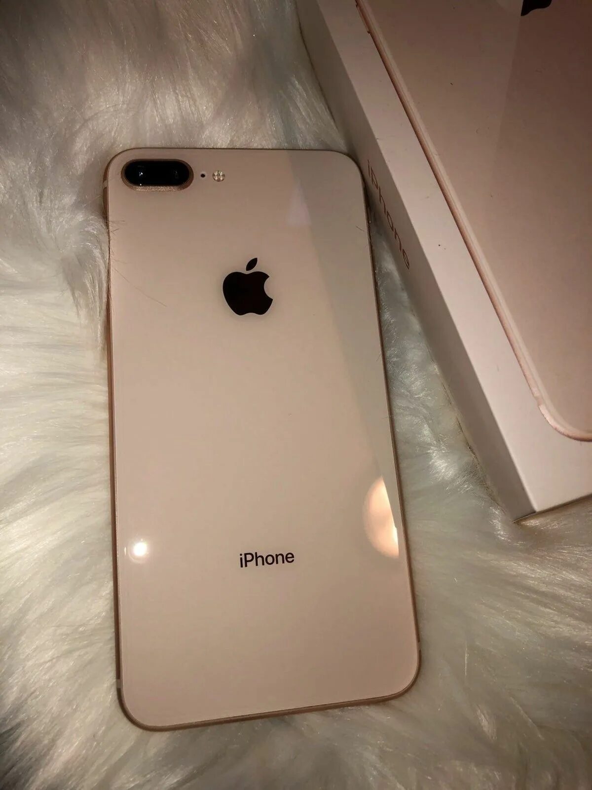 Айфон 8 плюс бежевый. Айфон 8 плюс нижний. Айфон 8 плюс серебро. Iphone 8 plus 128. Айфон 8 плюс нижний.