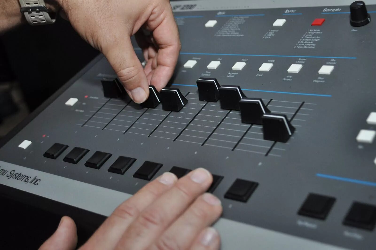 Trap drum kit. обложки для драм китов. Trap fx drum kit. драм пак. коробка drum kit.