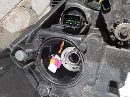Разъело фару