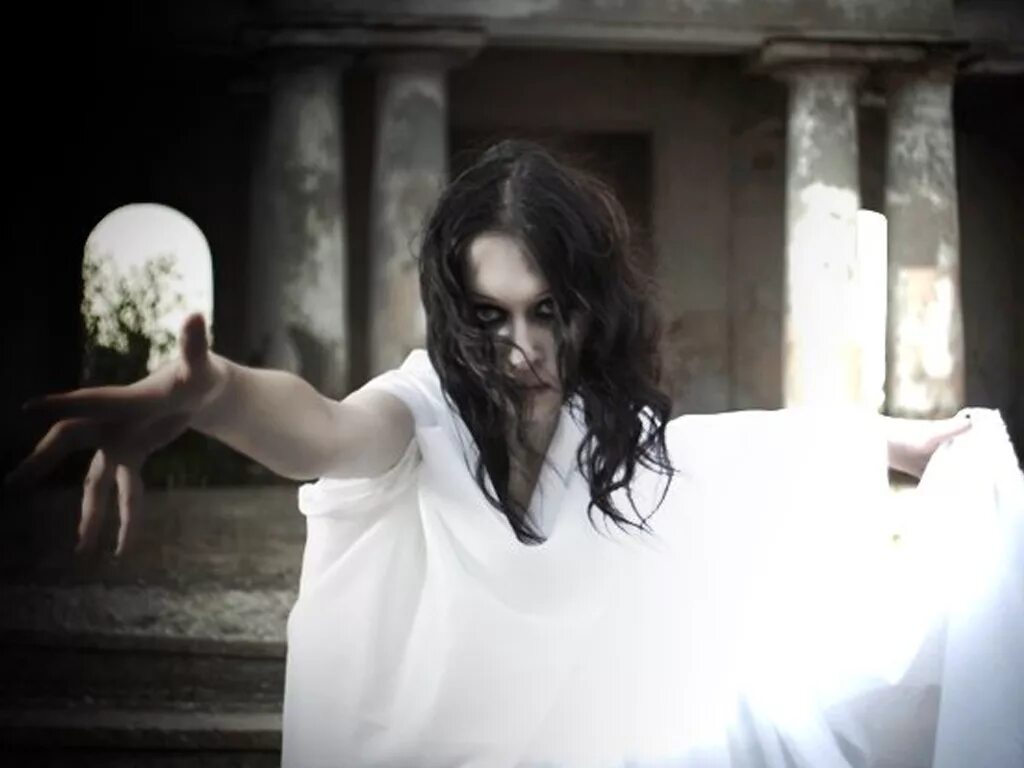 Призраки убитых девушек. Призраки убитых девушек. Призрак маленькой девочки. Призраки фильм 2007 ужасов. Призраки убитых девушек.