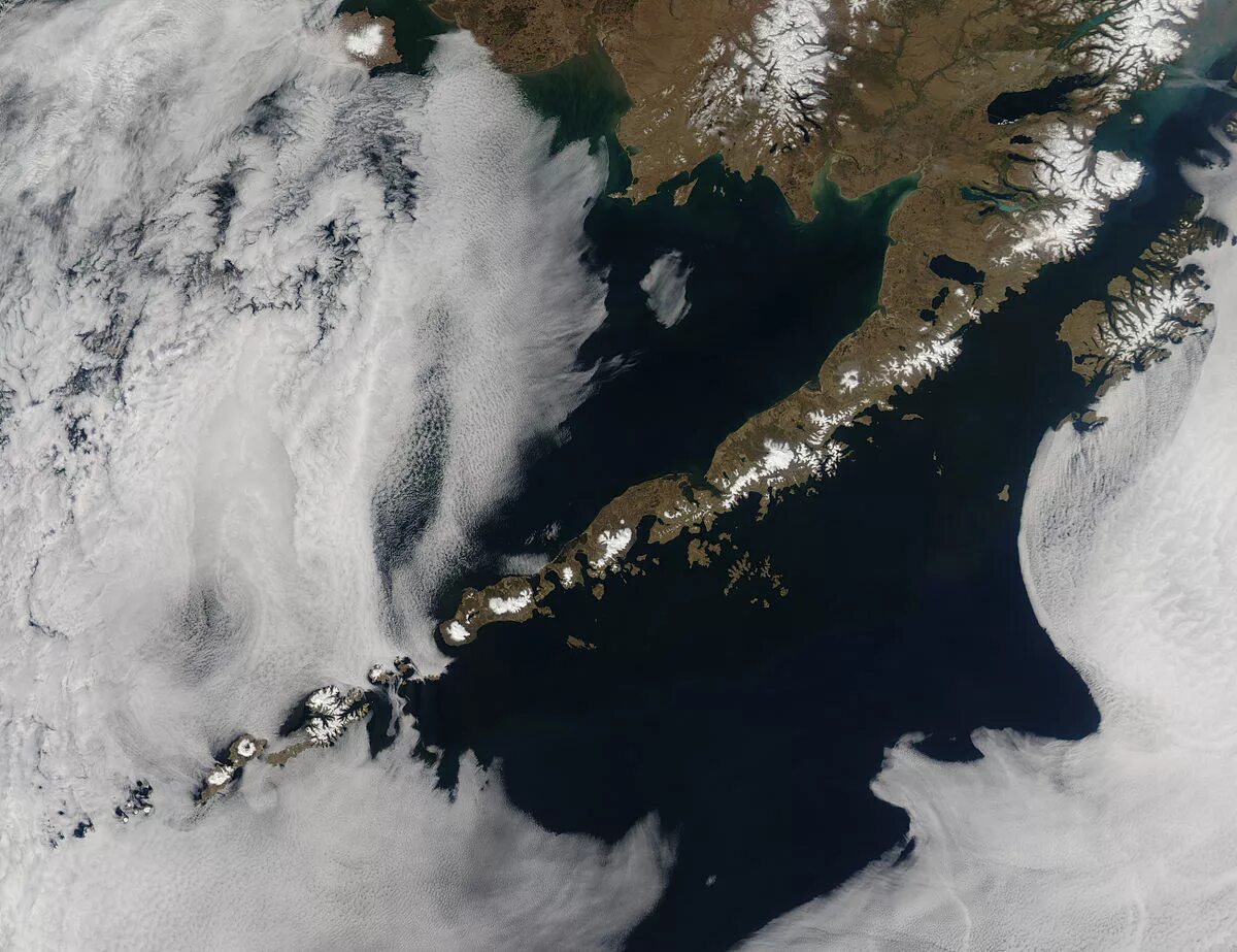 Алеутские острова острова аляски. Аляска и Алеутские острова. Супервулкан Алеутские острова. Алеутская гряда. Вулканический остров Алеутские.