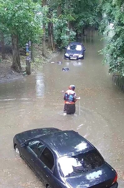 Потоп в городе. Москву затопило. Потоп на ул. Москва затопило ливень. Потоп на ул.