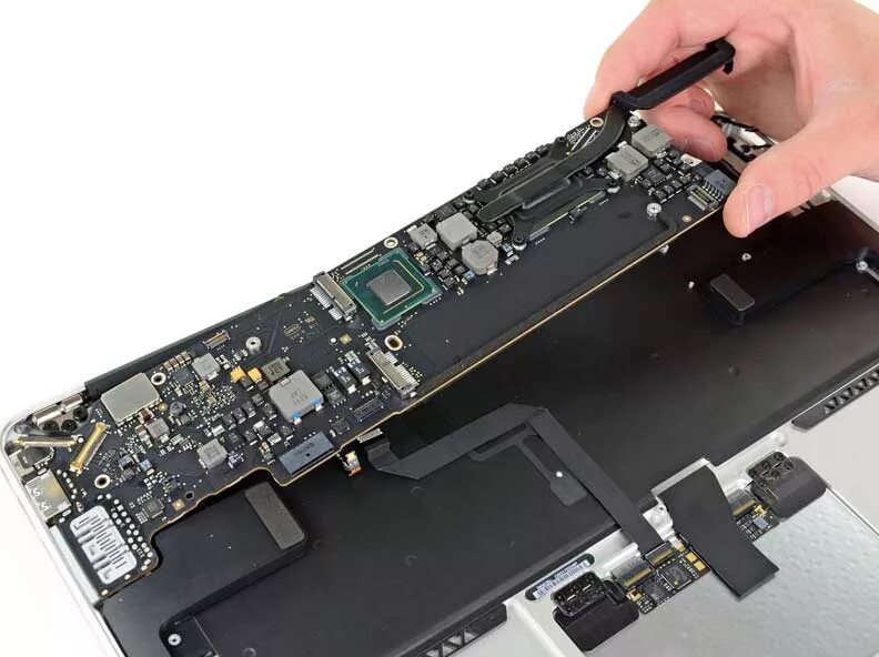 Замена материнской телевизора. MACBOOK Air m1 motherboard IFIXIT. MACBOOK Pro 13 2011 Logic Board. MACBOOK Air 2011 материнская плата. MACBOOK Air a1370 Teardown.