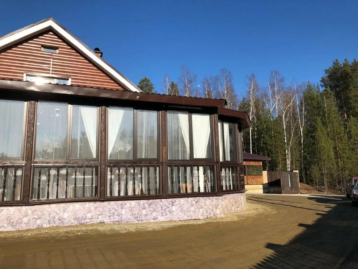 Берлога кировград гостиница. Загородный клуб берлога кировград. Теплые беседки берлога барнаул. Берлога гора ежовая кировград. Берлога кировград гостиница.