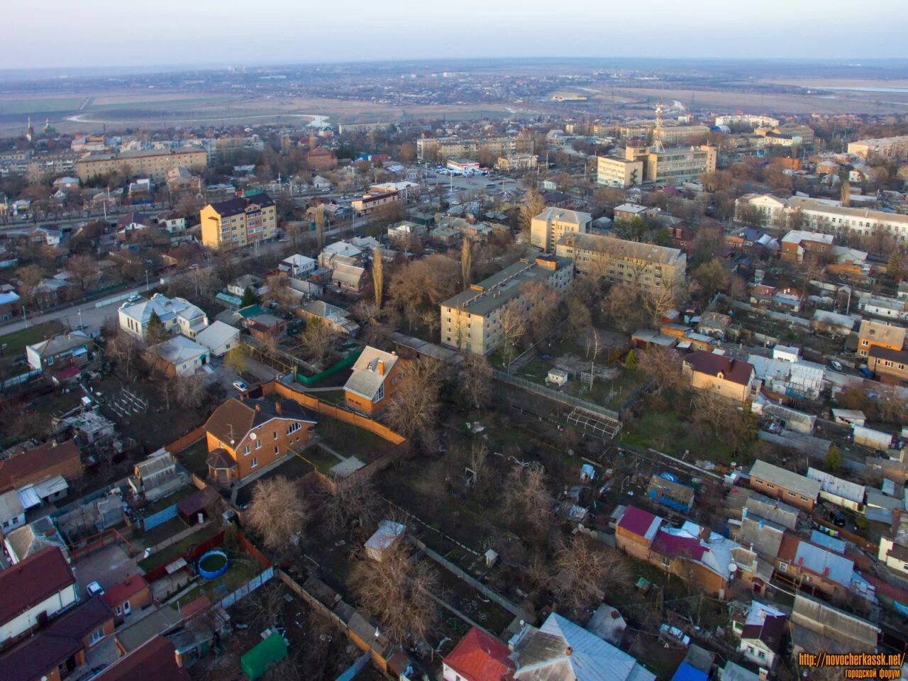 Население новочеркасска. Улица Галины Петровой Новочеркасск. Новочеркасск Пушкинская Троицкая. Улица Энгельса 52 а Новочеркасск. Новочеркасск квартал.