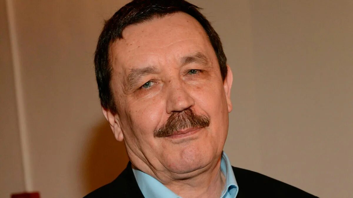 Андрей с группы полматери. Марголдин ваня. _абдрашитов андрей абдрашитов. Андрей абдрашитов обложка вк. Иван марголдин 2022.