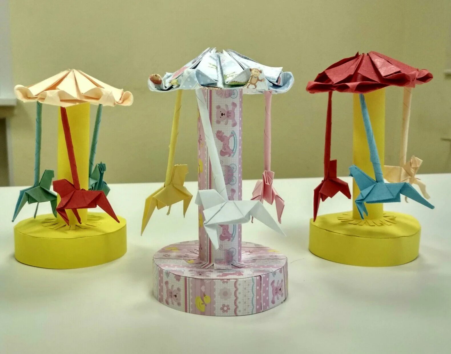 Макет карусели. Карусель из картона. Макет карусели из бумаги. Карусель из бумаги. Карусель из бумаги.