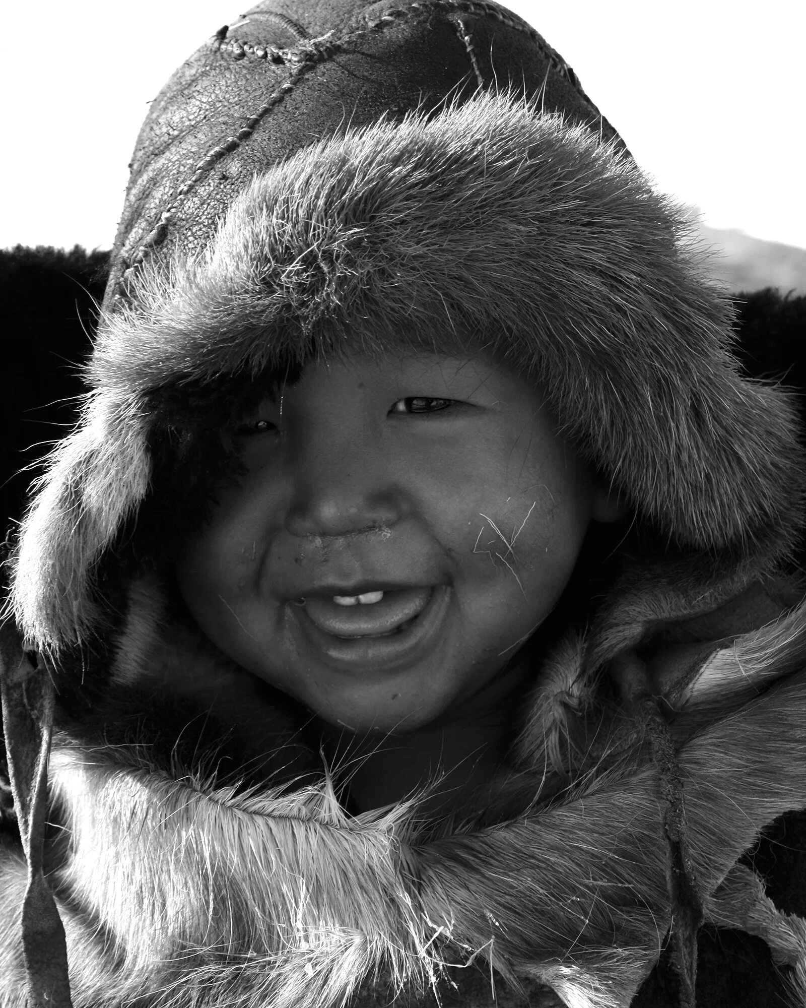 Найти чукчу. Найти чукчу. Чукчи мужчины. Аляска эскимосы. Найти чукчу.