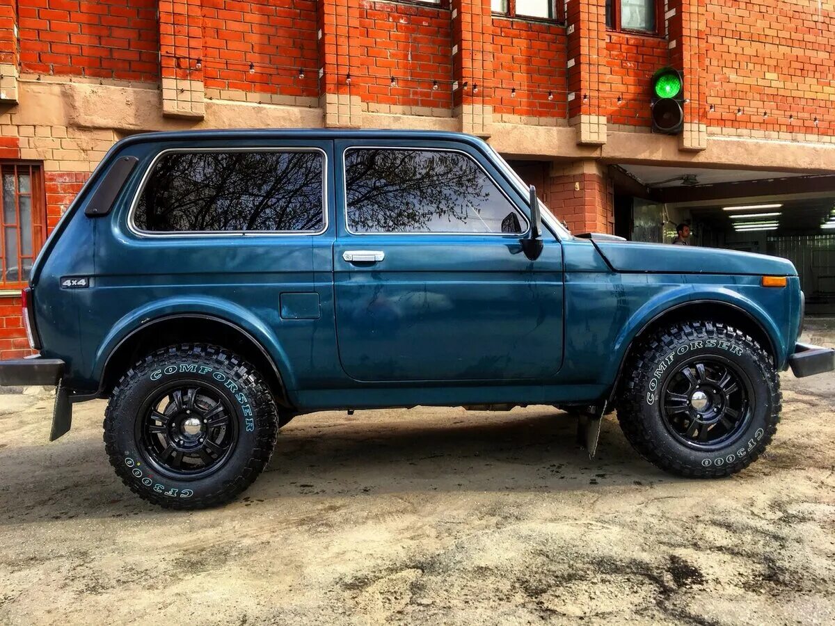Палладика 16 и Мишка икс айс 3 - Lada 4x4 3D, 1,7 л, 2016 года колёсные диски DR