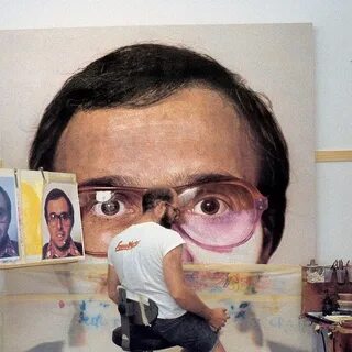 Есть художник рисующий светом