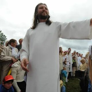 Жизнь человеческая свята