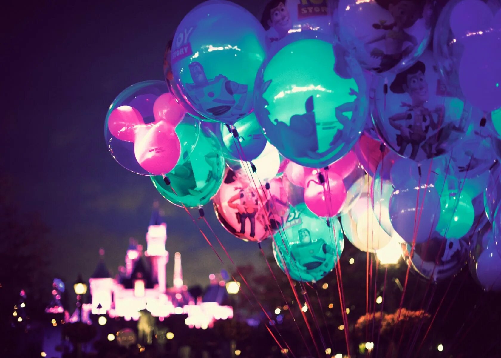 Красивые шарики на день рождения. Воздушные шары. Красивые воздушные шарики. С днём рождения шарики. Праздник шары цветы