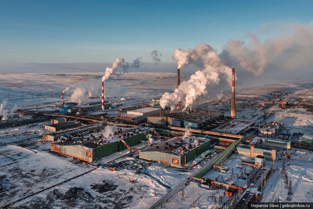 Норильск работа 2 2. Норильский завод норникель. норильский никель завод в норильске. надеждинский металлургический завод норильск. норильский никель надеждинский металлургический завод.