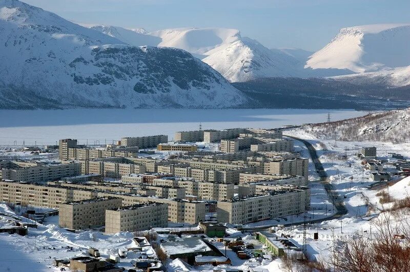 Хибины город Кировск. Кировск Апатиты Хибины. Город Хибины Мурманская область. Город Кировск Мурманская область.