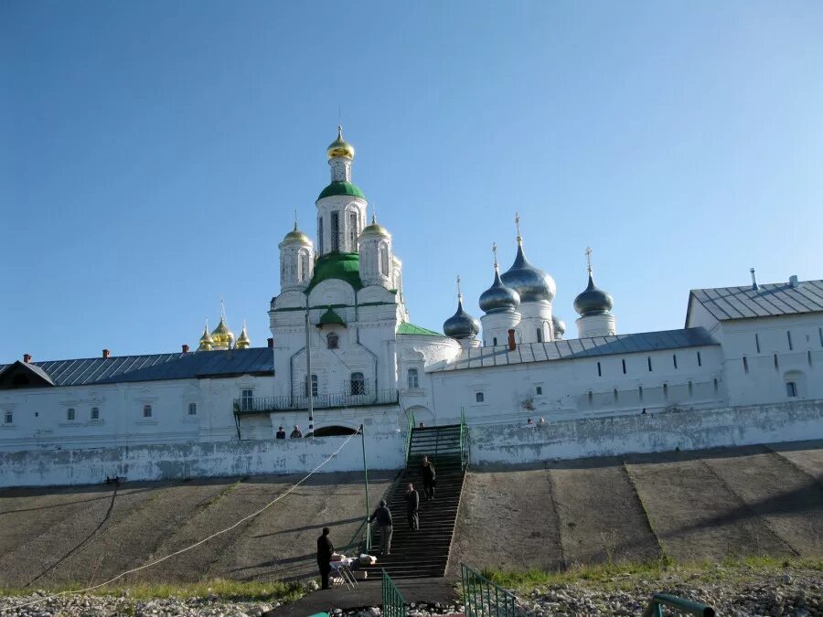 Макарьевский монастырь на теплоходе из нижнего. Макарьевский монастырь нижегородская. макарьевский монастырь лысково. макарьево-желтоводский монастырь нижегородская область.