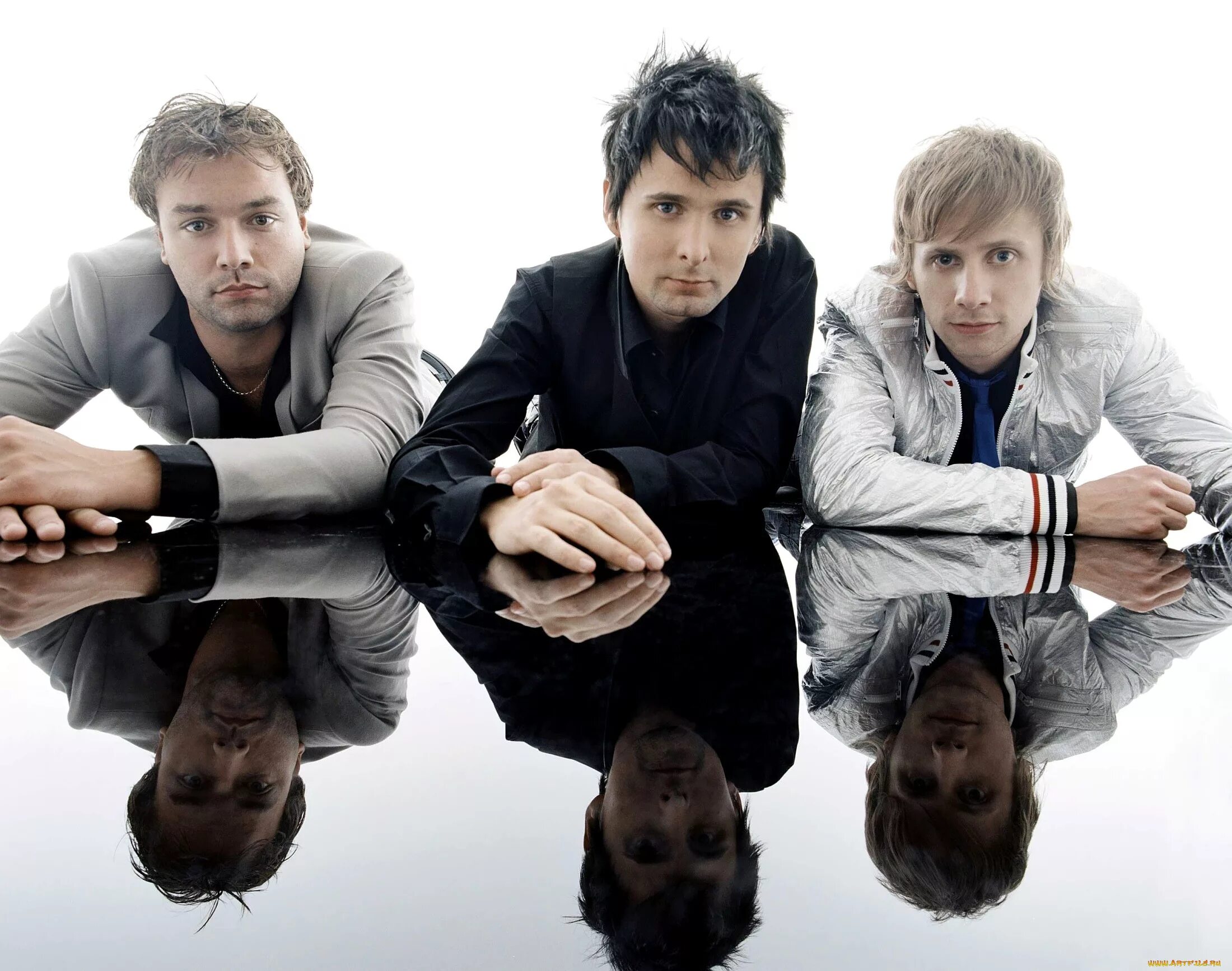 Группа Muse. Группа Мьюз фото. Фотосессия группы Muse. Muse 2009. Песни группы т