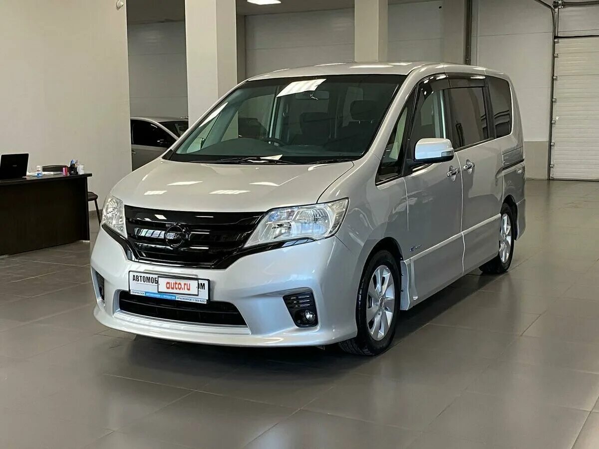 Сирена гибрид. Nissan Serena 2012. Ниссан Серена гибрид 1.2. Ниссан Серена 2012г. Ниссан Серена гибрид 2012.