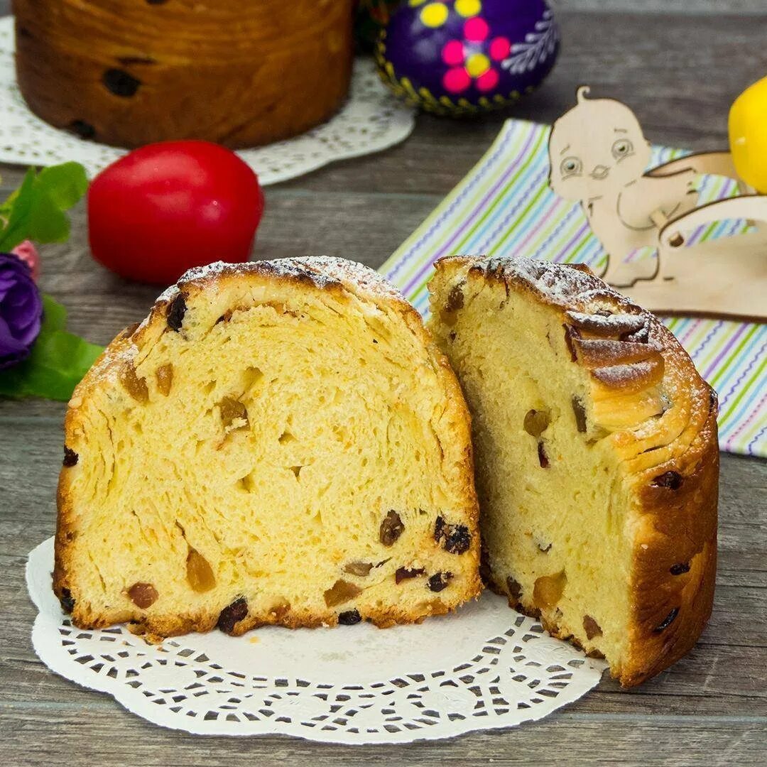 Панеттоне. Пасхальный кулич панеттоне. Панеттоне на пасху. Кулич пасхальный сдобный. Пасха и кулич с изюмом.