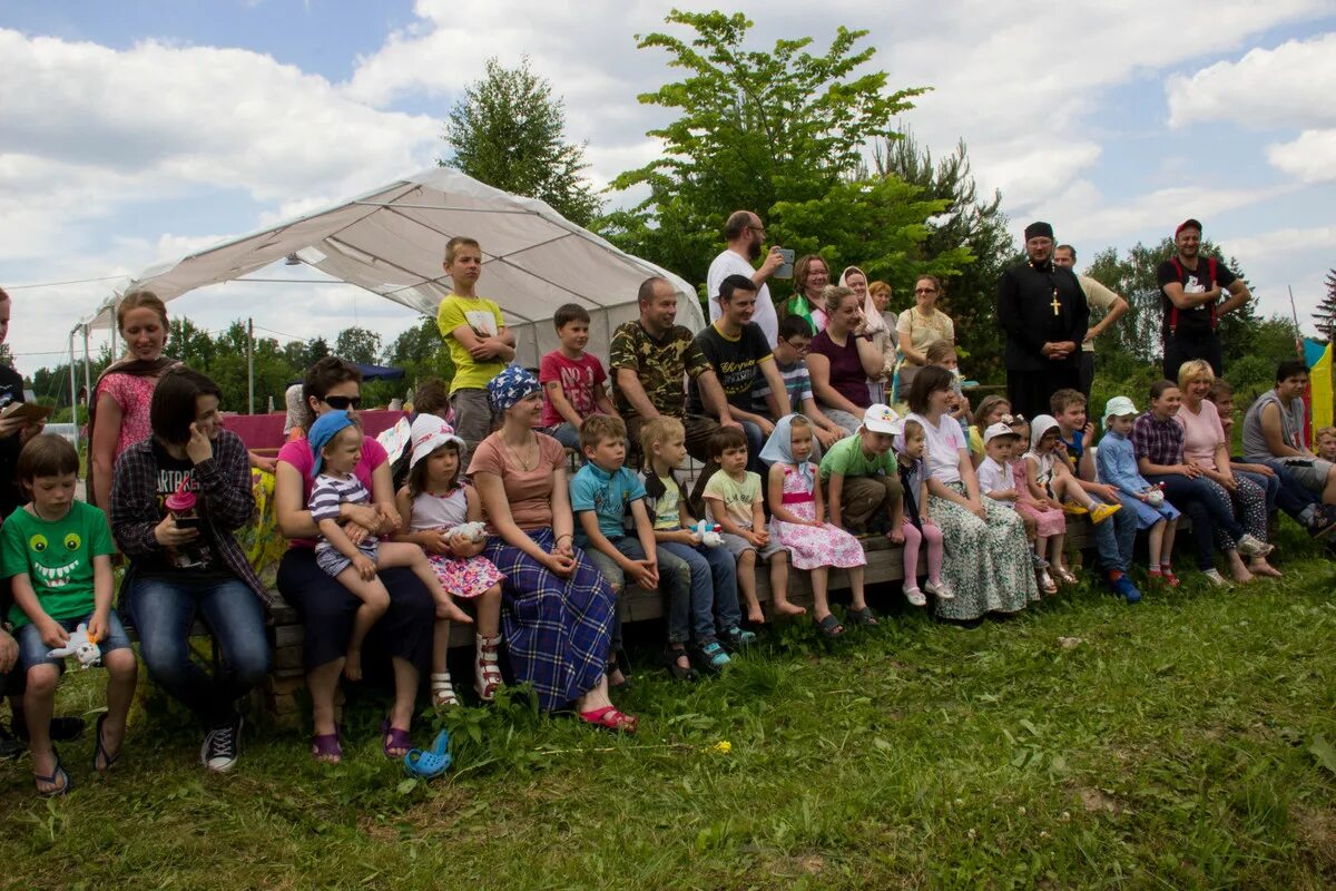 Православный детский лагерь. Православный летний лагерь. Православный лагерь девушки. Православный лагерь для детей московская область. Детский православный лагерь для детей.