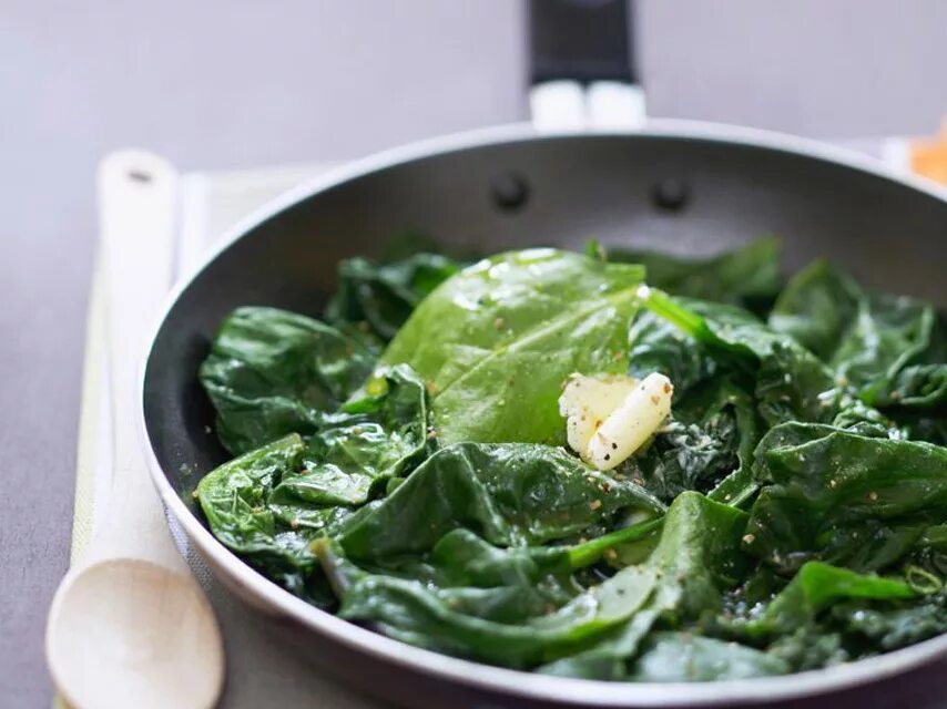 похудение со шпинатом. капуста руккола. сливочно шпинатный соус. базилик и шпинат. похудение со шпинатом.