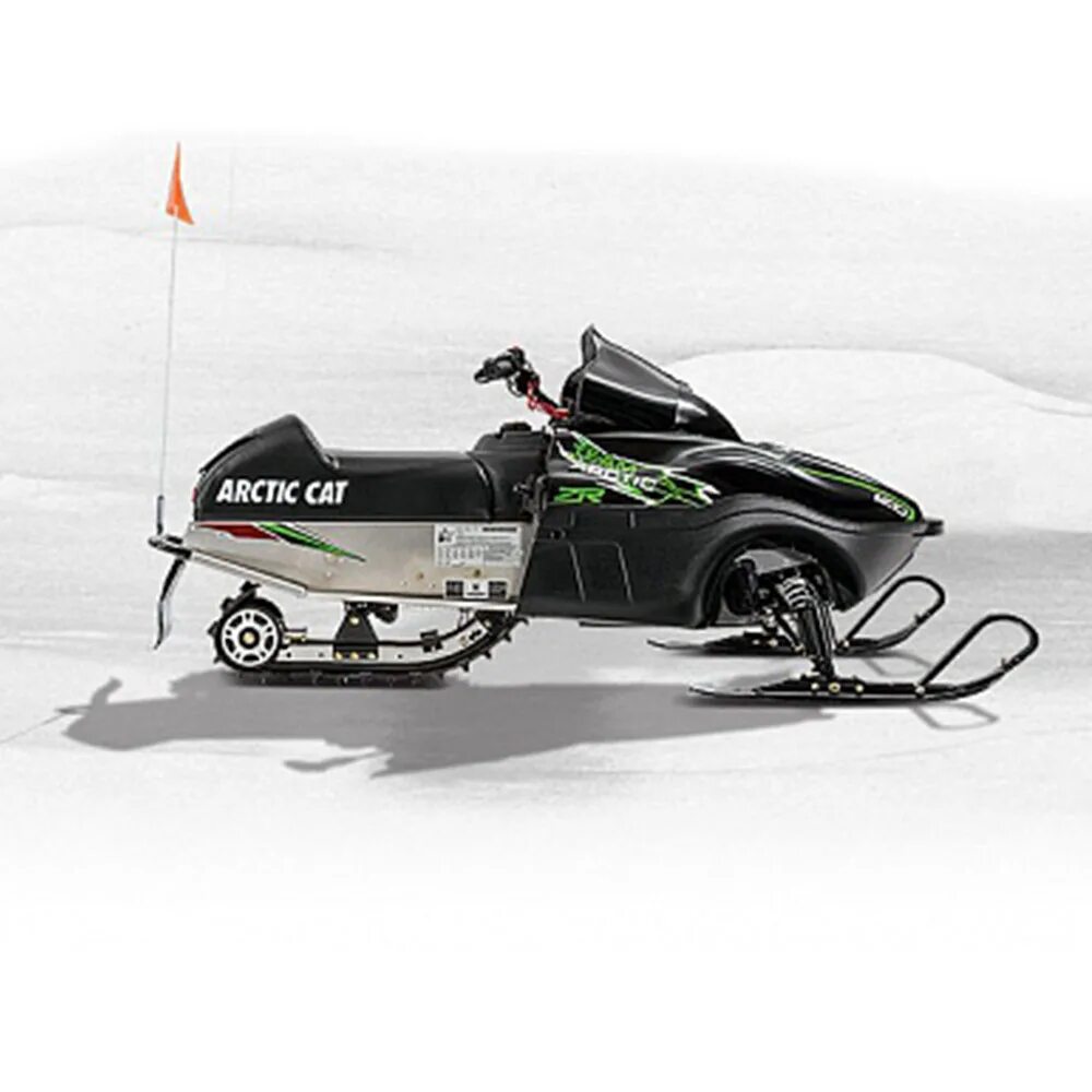 Снегоход cat купить. Детский снегоход Arctic Cat. Снегоход Ямаха 120 детский. Снегоход Авантис. Детский снегоход на бензине.