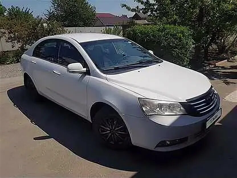 Авито джили нижний новгород. Geely emgrand ec7 2013. Альметьевск geely. Джели лилово перламутровый. Geely emgrand 7 2012.