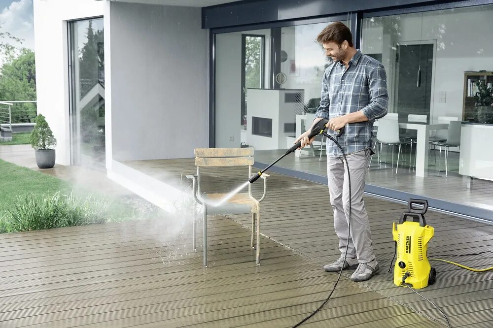 Мойку какого давления лучше выбрать. Керхер Karcher k2 400. Минимойка высокого давления Karcher k 3. Минимойка Karcher k 2. Керхер к2 премиум.