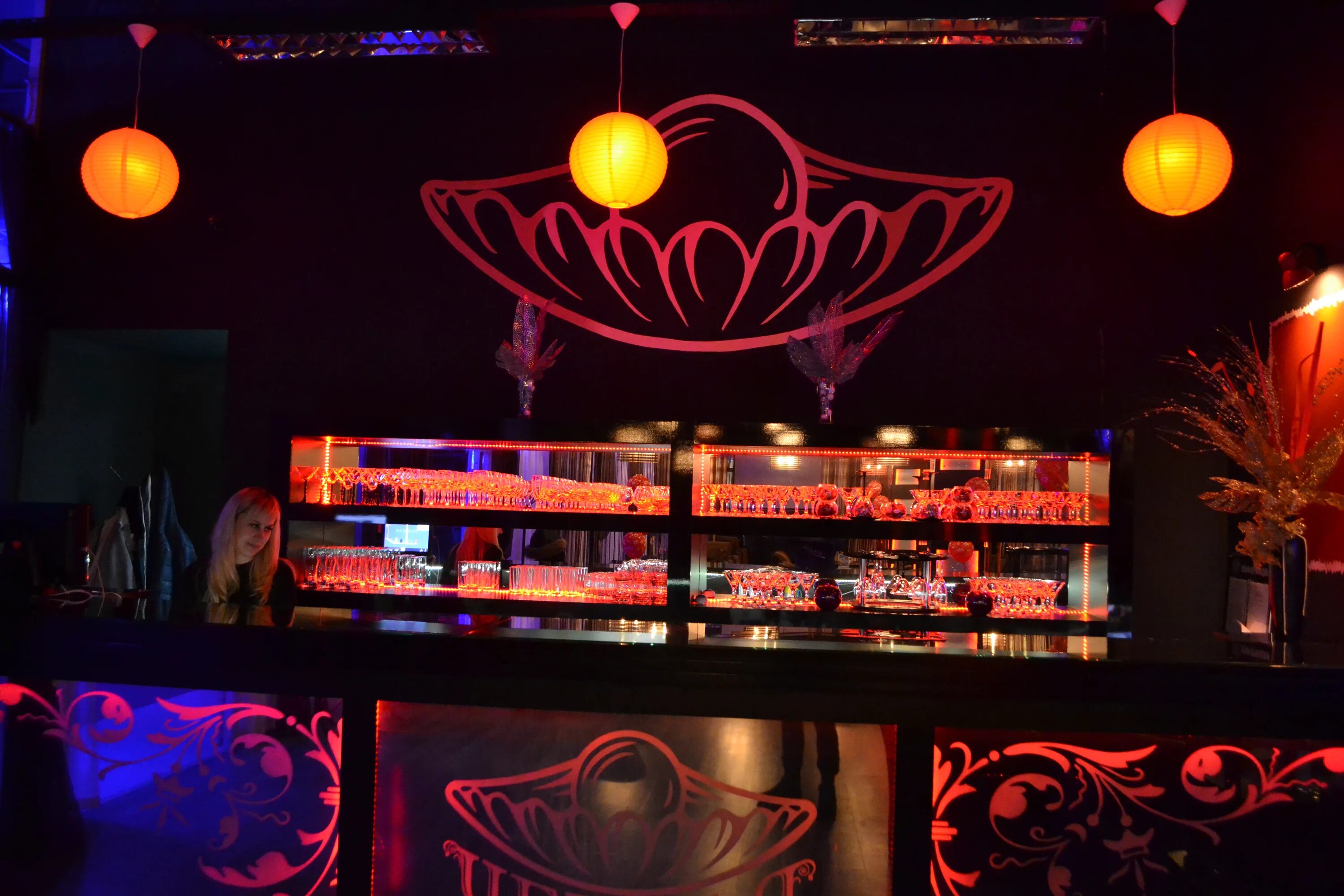 Кафе и рестораны в сасове. Бар в сасово рязанской области. Кафе на дровах сасово. Портовая. Баня самовар атепцево.