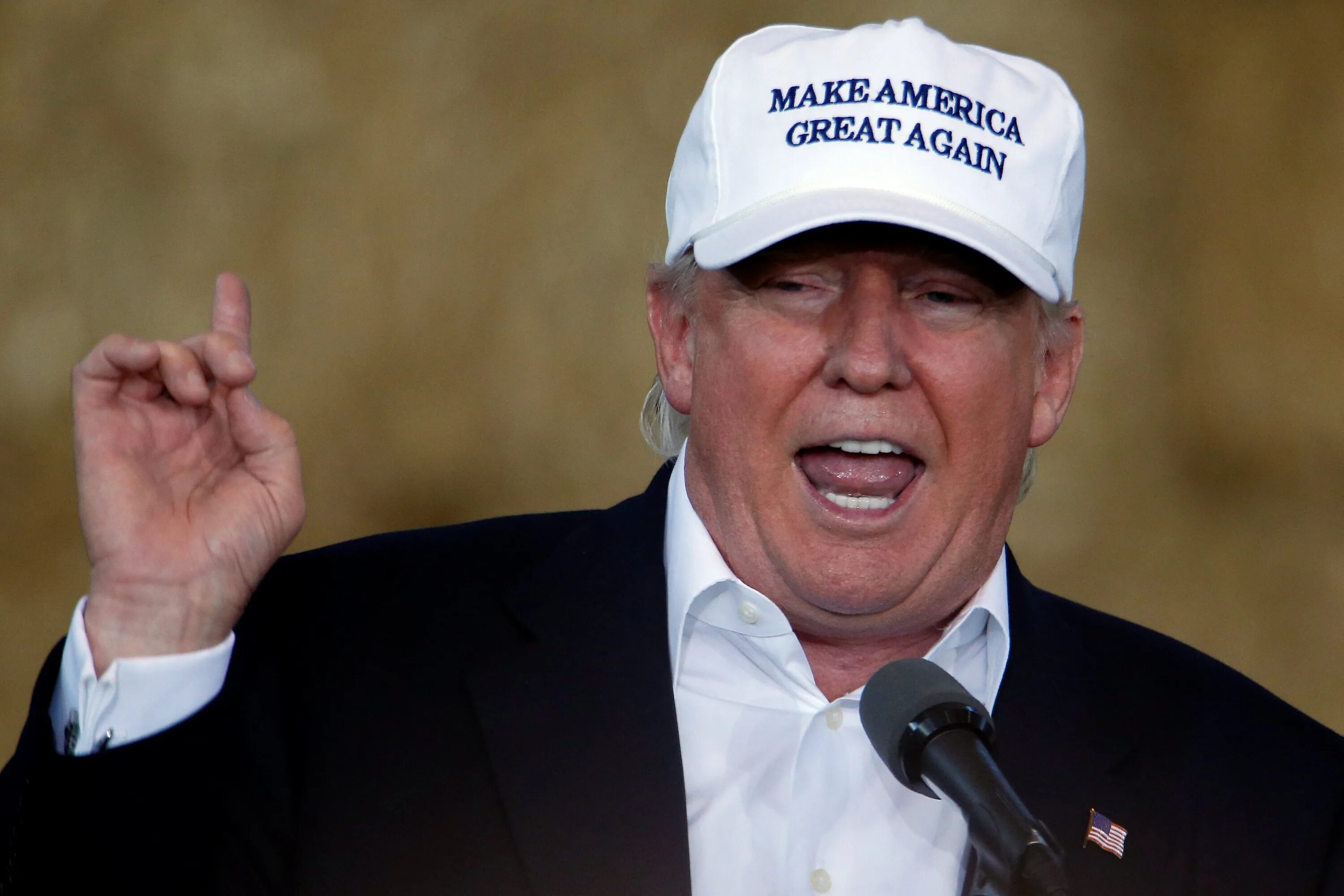 Кепка мейк американ грейт эгейн. Make america normal again. Кепка great america again. Make america great again cap. Make america great again кепка.