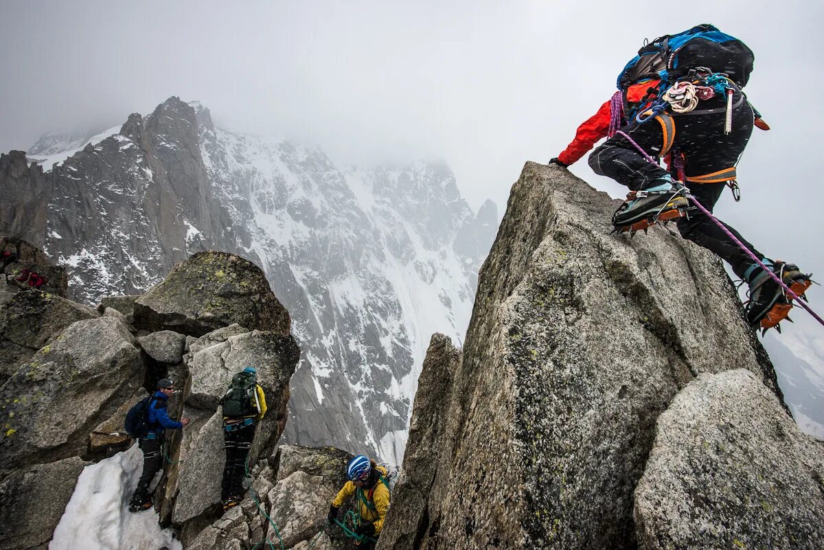 Батарея салютов фейерверк мастер экстрим р7669. Роупджампинг. Экстремальный спорт. Джампинг. Mtb райдеры red bull.