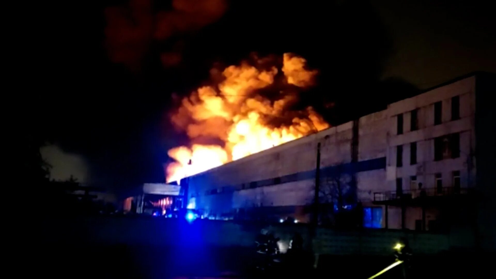 Металлострой санкт-петербург пожар. Пожар в шушарах. Металлострой санкт-петербург пожар. Октябрьский бор пушкина 26 пожар. Большой пожар.