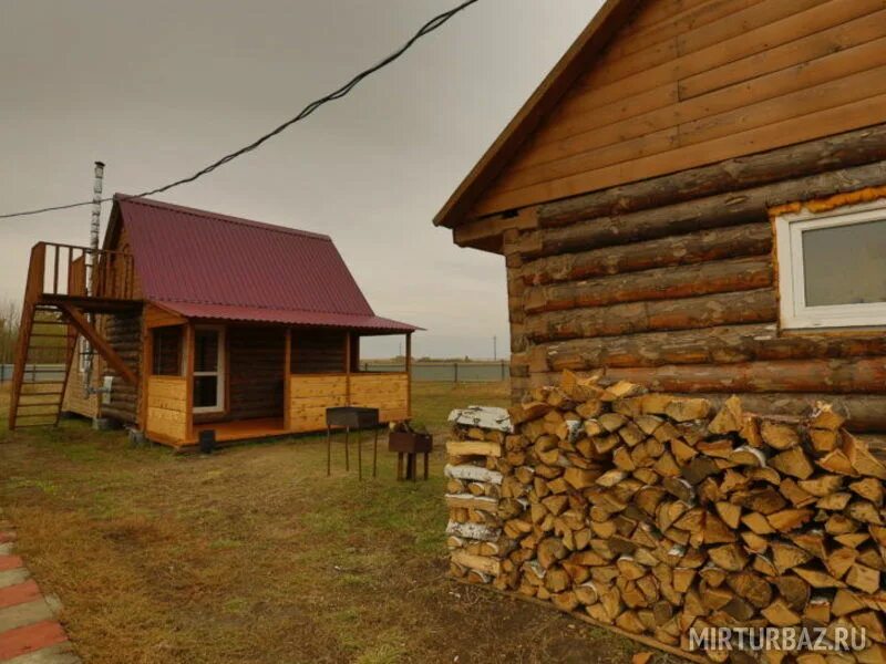 Озеро зотино омск. Березянка. Ребровка 2. Турбаза три озера с. Отдых омская область домики.