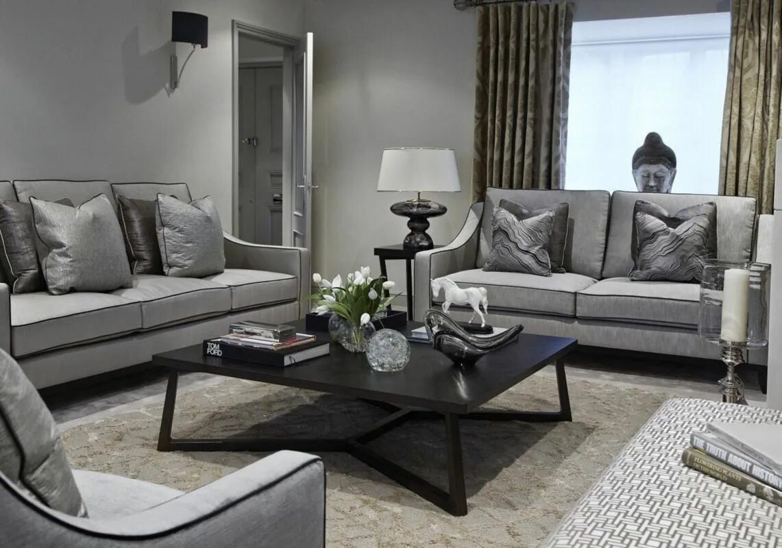 Диван серый. Серый диван в интерьере. Серый диван в гостиной. Диван в интерьере гостиной.