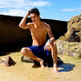 Guy video