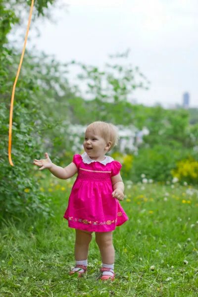 полтора года малышу. ребенок три года. с годиком девочку. фотосессия ребенка 6 мес. ребенок.
