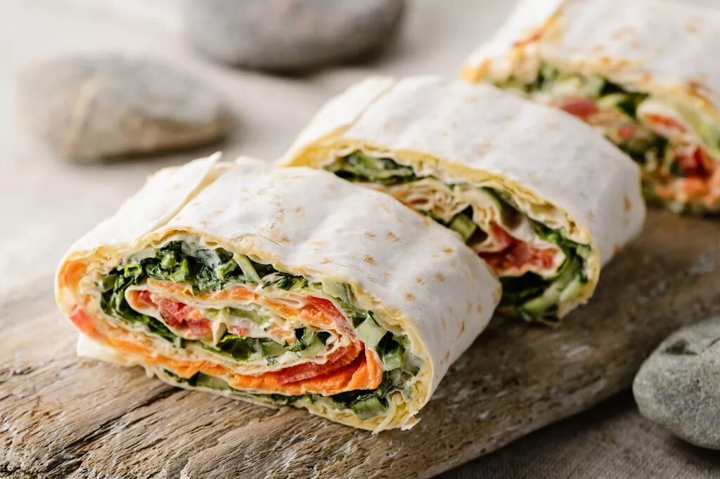 20 рецептов простых и очень вкусных блюд из лаваша