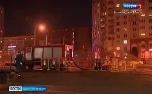 Прорыв в ленинском районе новосибирск. Прорыв трубы красный проспект 22.