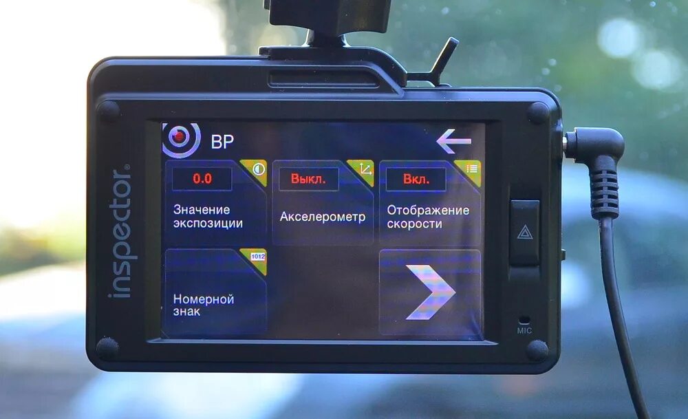 Видеорегистратор с навигацией. Видеорегистратор с навигацией