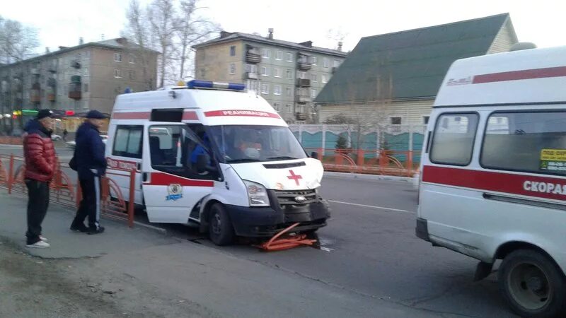 Больницы монголии. Реанимобиль пежо боксер. Ангарск скорая на машине номер 04. Бсмп ангарск. Станция скорой помощи шуя.