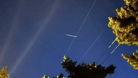 Спутники в небе