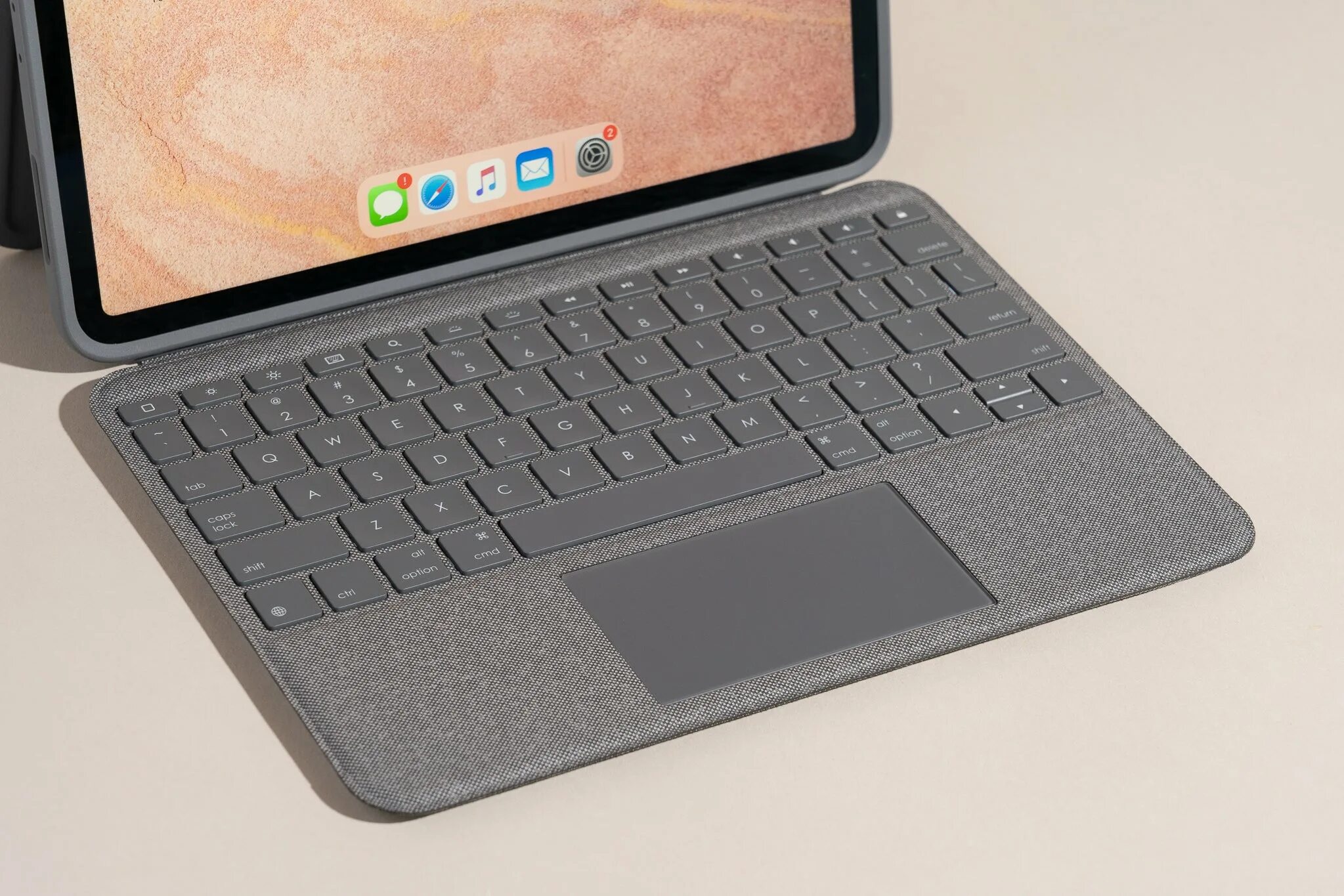 Клавиатура magic pro. Клавиатура apple smart keyboard folio для ipad pro 12.9 2025. чехол-клавиатура magic keyboard 12.9. ipad pro 2025 с клавиатурой. чехол-клавиатура magic keyboard на ipad pro 12.9 m1 черного цвета.