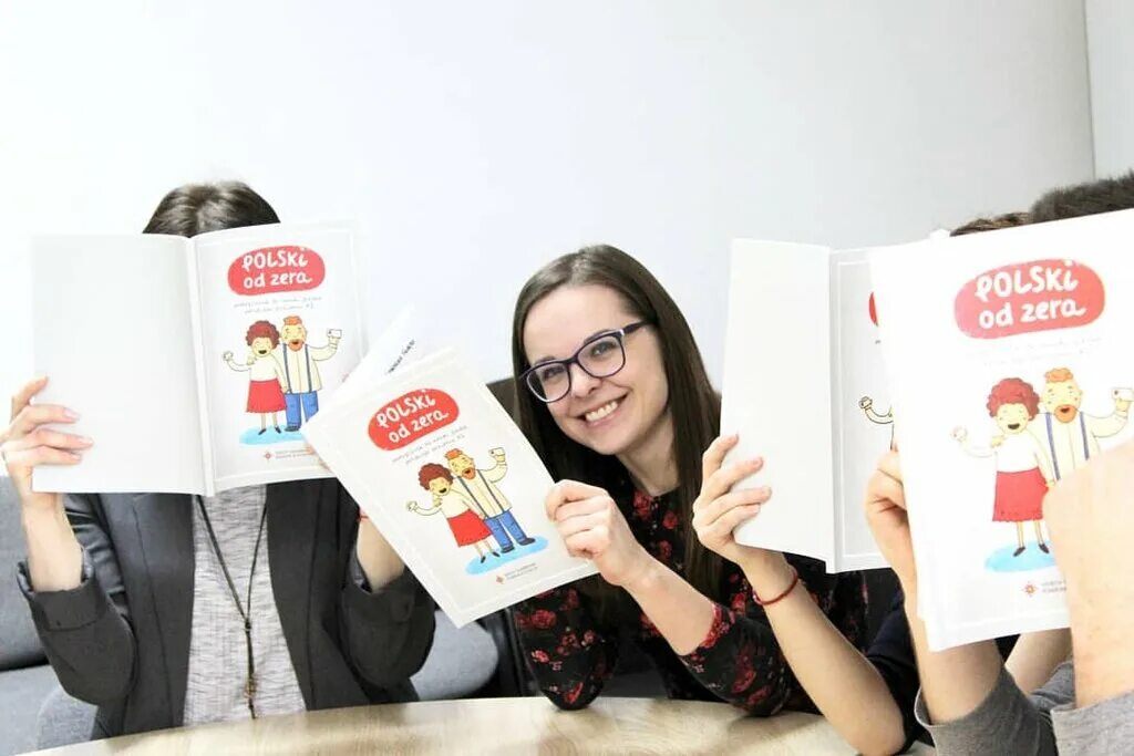 Центр славянской культуры в москве. Центр славянских языков. Славянский центр. Центр славянских культур логотип. Институт славянских языков.