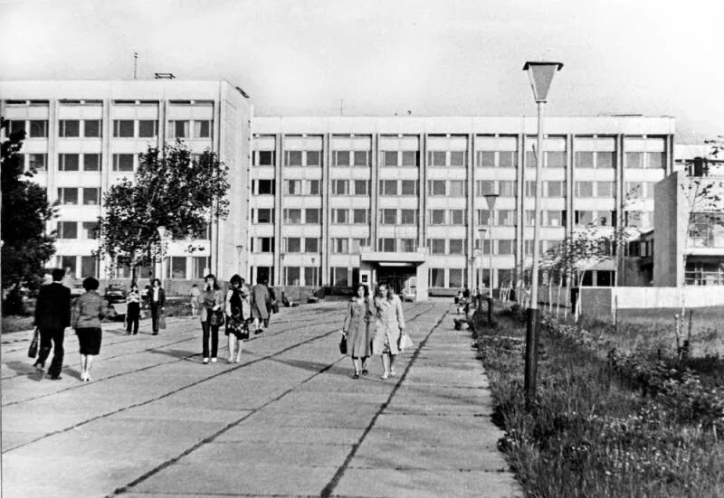 Кпти куйбышевский политехнический институт выпуск 1989. Куаи куйбышев. Куйбышевский политехнический институт им в. Куйбышева (куаи. И микояна.