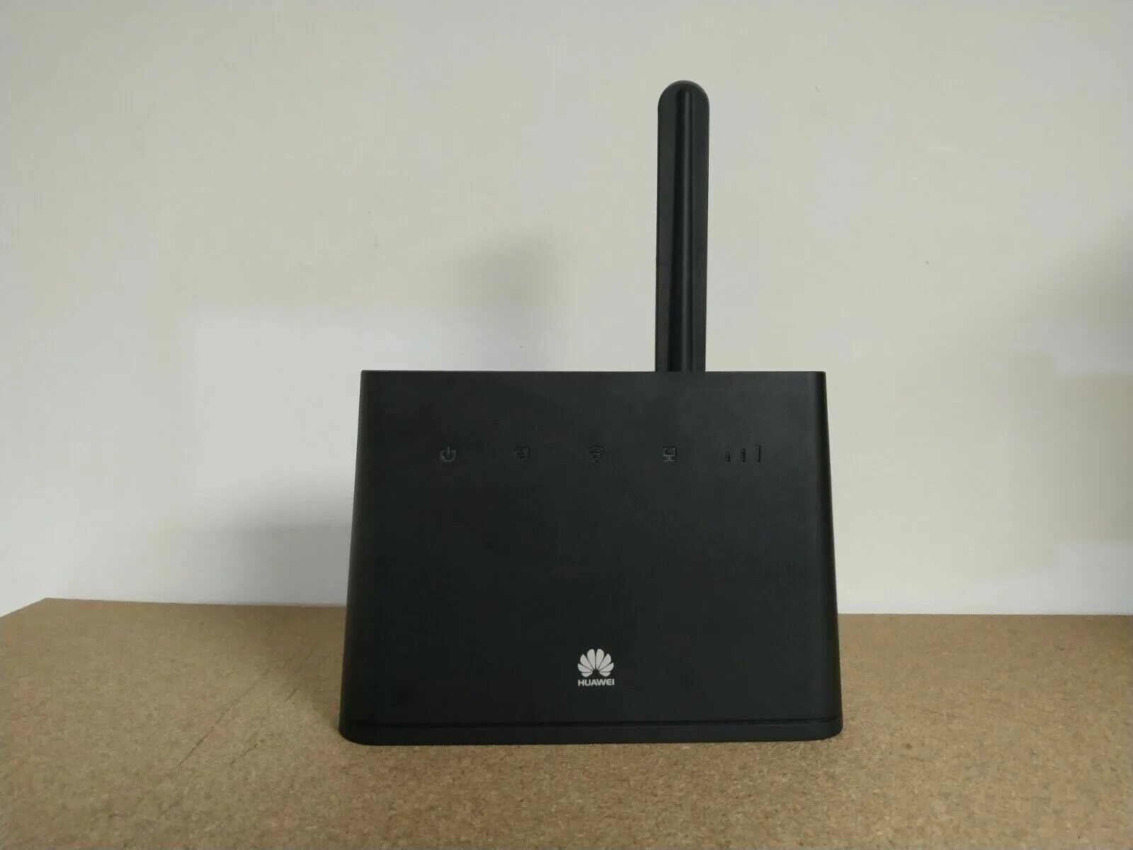Wi fi b311 221. Wi fi b311 221. Wi fi b311 221. Huawei b311-221. Huawei 4g роутер 2.
