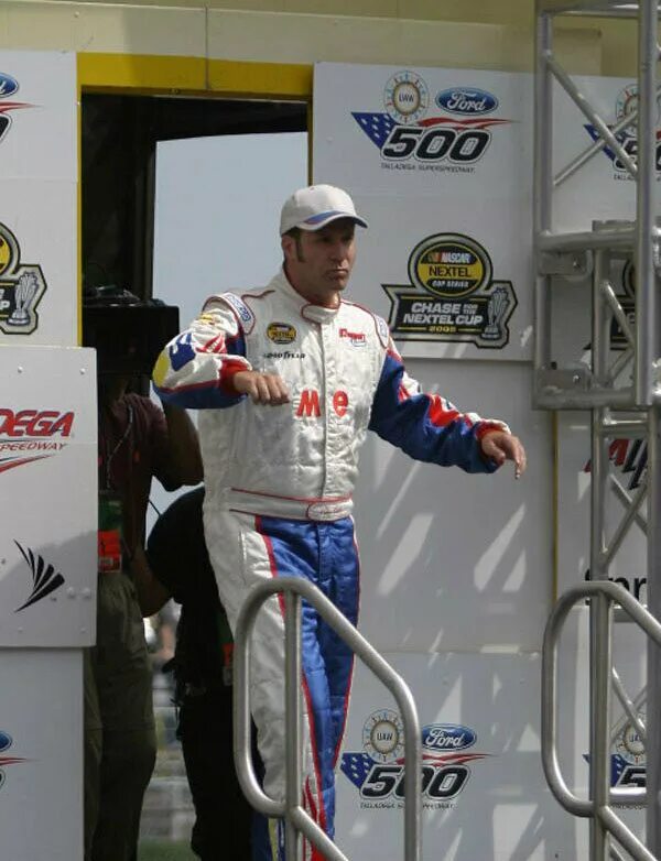 рики и бобби король дороги 4. рики бобби: король дороги фильм 2006. рики бобби 2006. рики бобби король. рики бобби 2006.