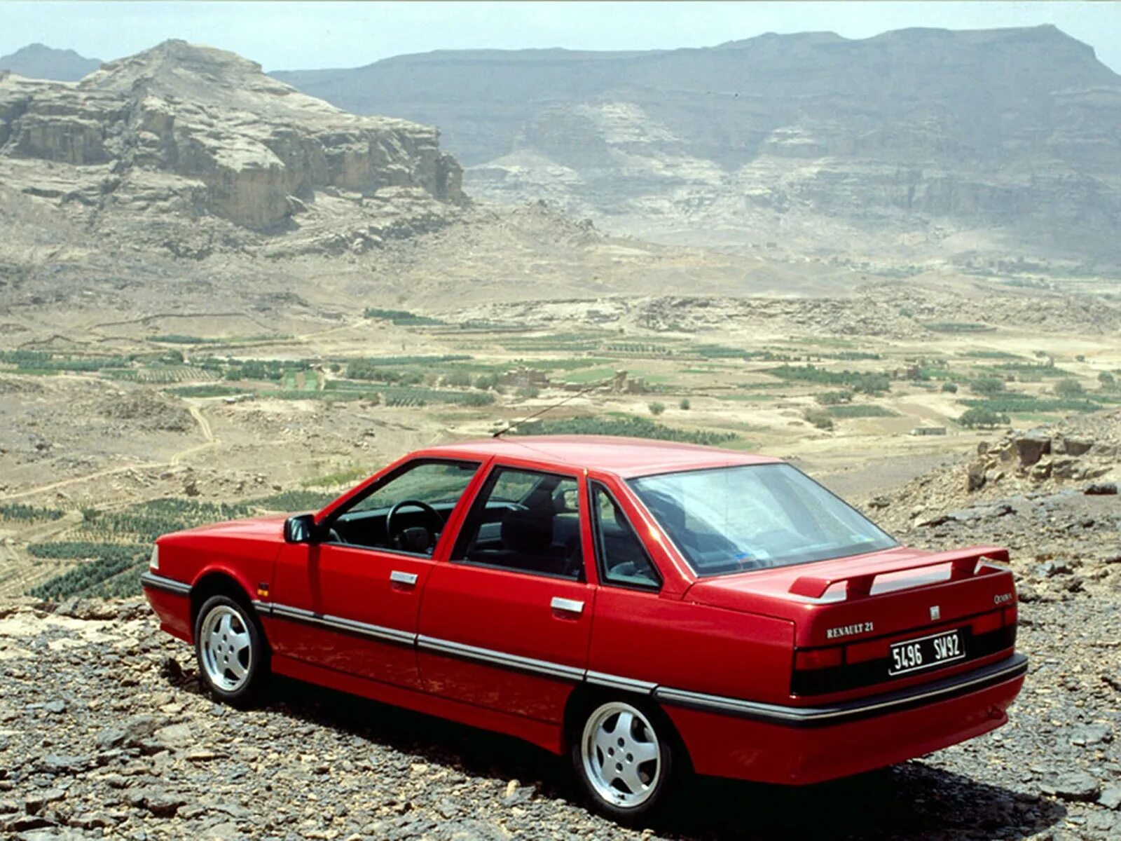 Рено 21 год. Renault 21 1986. Renault 21 1990. Renault 21 Turbo Quadra. Renault 21 Nevada 1986.