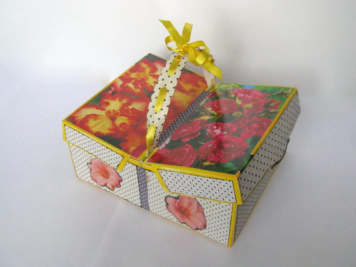 Декорирование коробки для рукоделия. Шкатулка из спичечных коробков. Что можно сделать из 1 коробки. Что можно сделать из 1 коробки. Поделки из коробок.