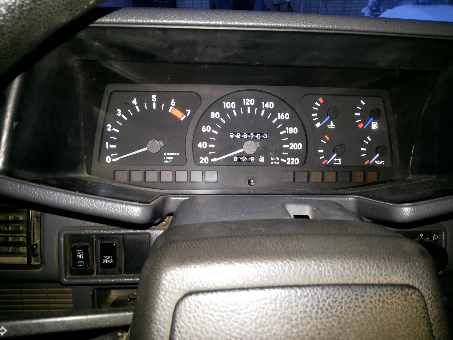 Frontera a 1995 щиток приборов. Opel frontera sport 1996 салон. Панель опель фронтера а. Opel frontera a sport салон. Opel frontera 1995 салон.